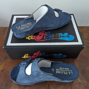 La Plume Jen Nubuck Sandals